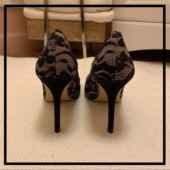 ENZO ANGIOLINI Black Lace Maiven Peep Toe Heels - Picture 5 of 8